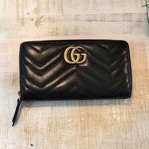 Gucci Black Chevron Quilted Zip Wallet with Gold GG